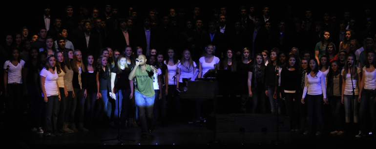 Blessid Union of Souls vocalist Eliot Sloan sings in front of Brownsburg High School students during the Hear to Heal concert at the Brownsburg High School Auditorium, Friday, Nov. 2, 2012. (Alex Farris | For The Star)