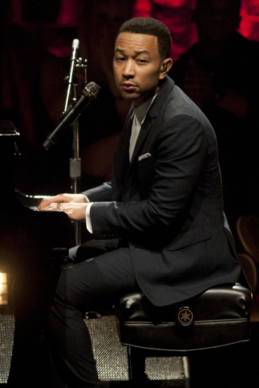 John Legend makes a face during his concert at Old National Centre, Friday, May 9, 2014.